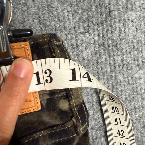 New Levi's Size 27 724 High Rise Straight Cropped Animal Print Jeans Black Tan - Picture 9 of 9